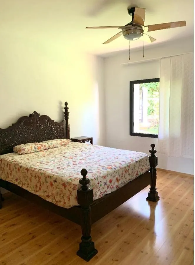 Holiday home Chalet Con Vistas A Sevilla Gelves